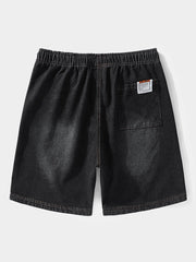 Jeansshorts für Herren mit weitem Bein, Applikationen und Gesäßtaschen