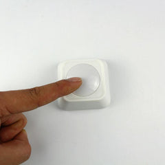 Buntes LED-Nachtlicht mit Fernbedienung – 3 Stück/6 Stück für Kleiderschrank, Küche, Schlafzimmer, Schrank – quadratische Form