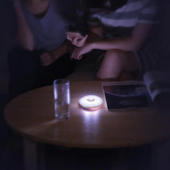 Smart Sensor LED-Nachtlichtlampe mit doppelter Induktion und automatischer magnetischer Wandhalterung