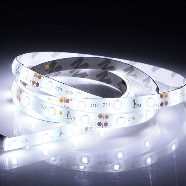 1M Waterproof SMD 3528 60 LED Strip Light with 12V UK Plug Power Supply and Dimmer