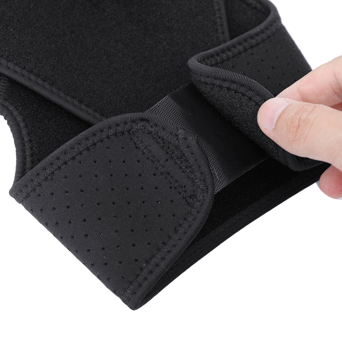 Adjustable Elastic Shoulder Protector Belt for Sports Pain Relief - Single Shoulder Support