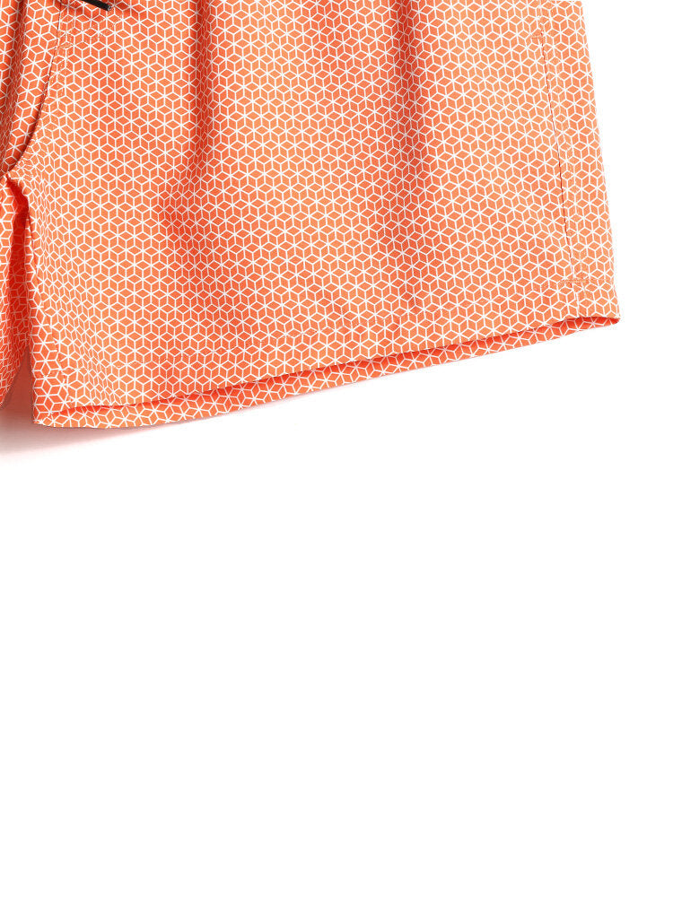 Schnelltrocknende Strandshorts mit Geo-Print und Kordelzug für Herren