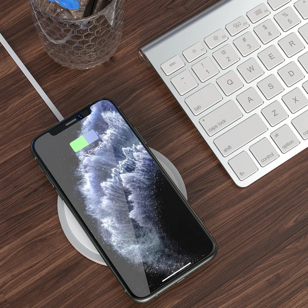 15W Fast Wireless Charger for iPhone 14 Pro Max, Samsung, Xiaomi, and TWS Headsets