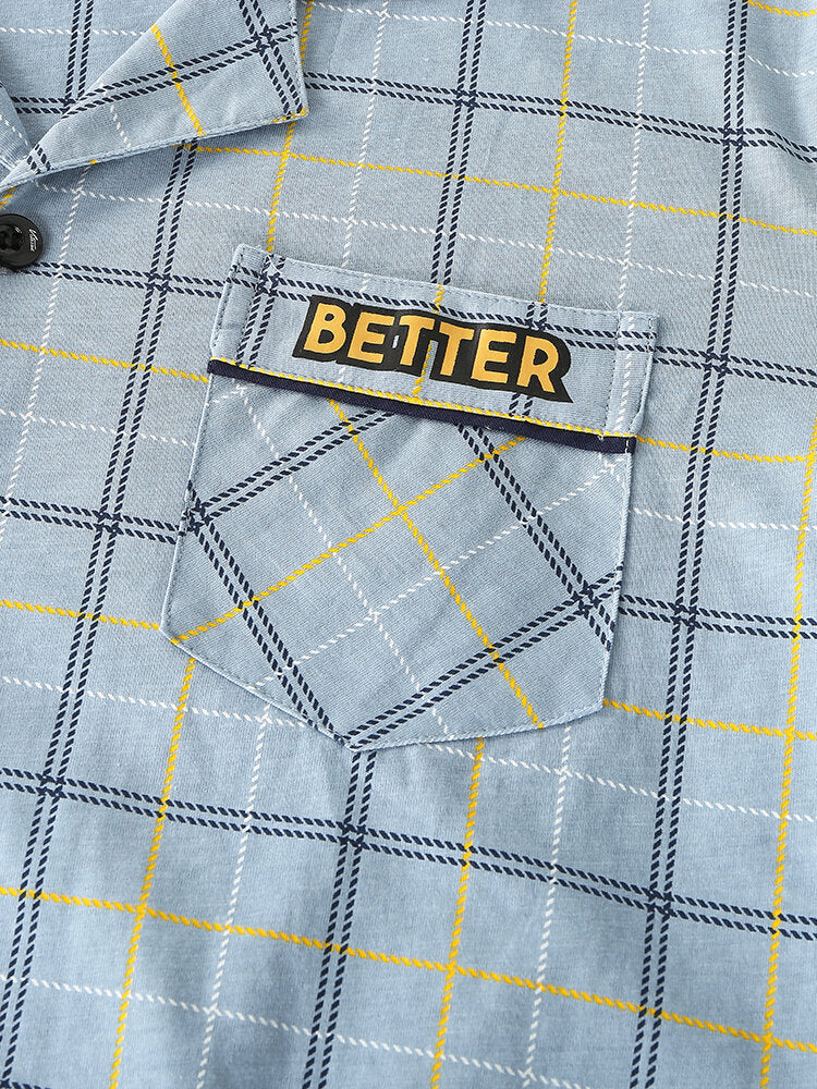 Pyjama-Set aus Baumwolle mit Gitter-Buchstabendruck und Reverskragen für Herren mit Tasche – Bequeme Nachtwäsche