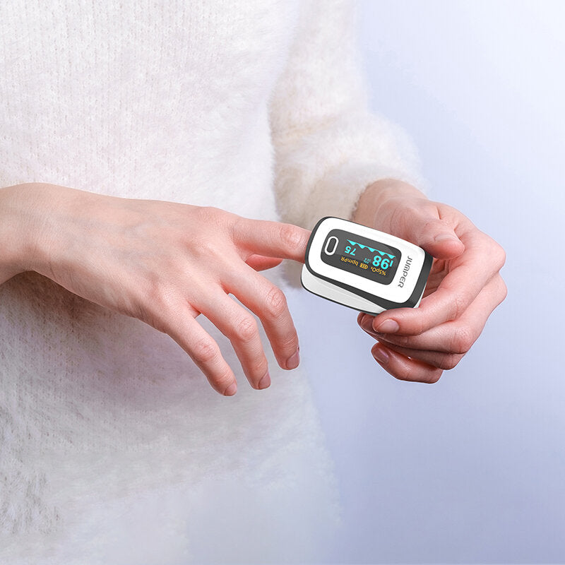 Finger Clip Pulse Oximeter with Multiple Display Modes, Plethysmograph, and Brightness Adjustment