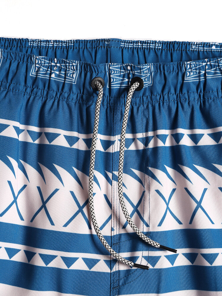 Schnelltrocknende Strandshorts für Herren mit Vintage-Geo-Print und Kordelzug in der Taille