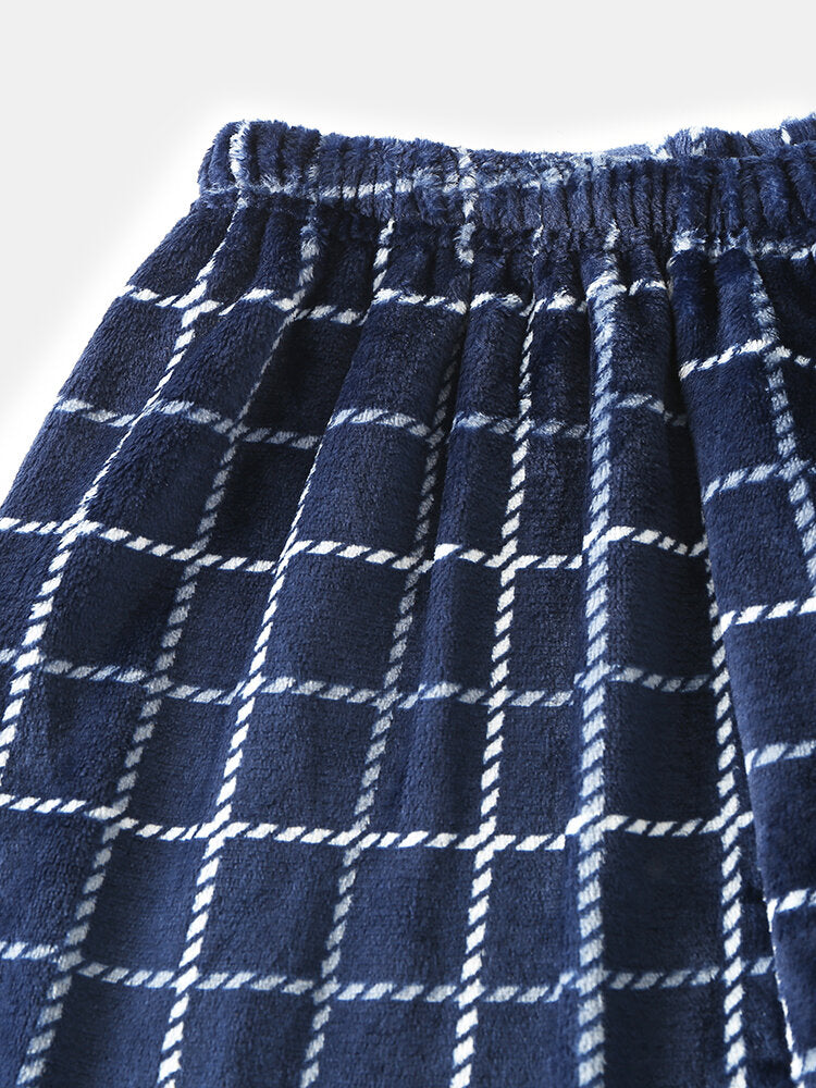 Men's Winter Flannel Plaid Pajama Set: Round Neck Top & Loose Pants for Home Lounge