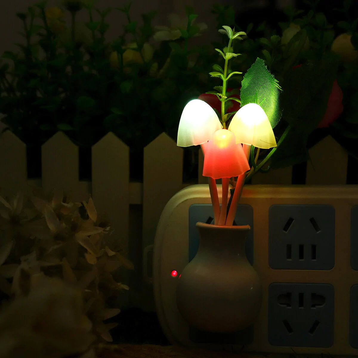 Romantische Blumenpilz-LED-Nachtlichtsensor für Babybettlampe