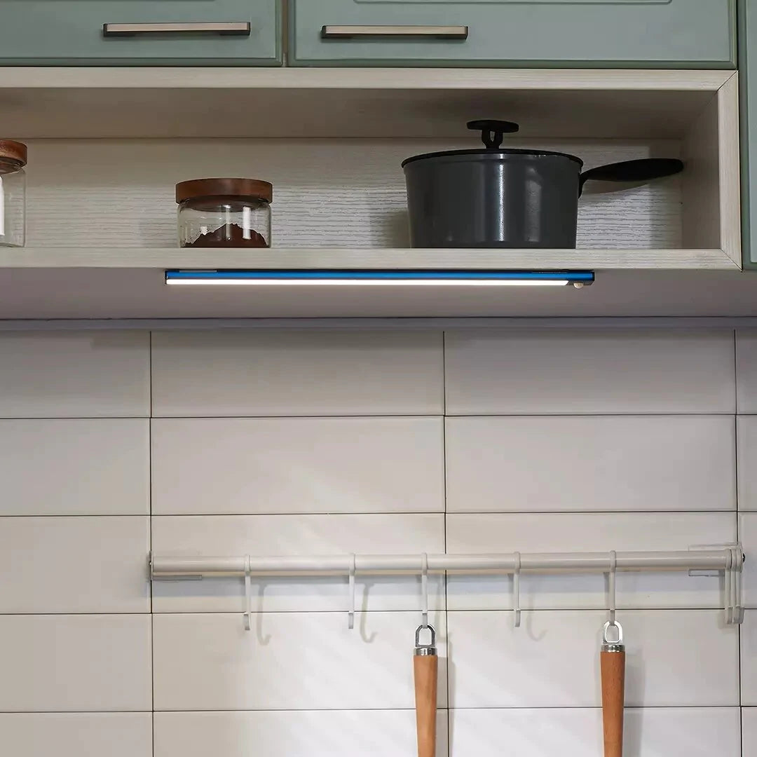 Intelligente Induktionsschrankleuchte: Doppelsensor, hohe Helligkeit, stufenloses Dimmen für Schrank, Schublade, Kleiderschrank