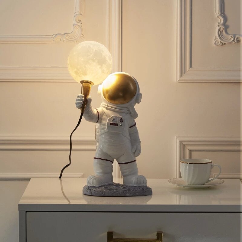 Nordic LED Astronaut Moon Wall Lamp for Children's Room, Bedroom, Study, Balcony, Aisle - Desk Lamp Decoration