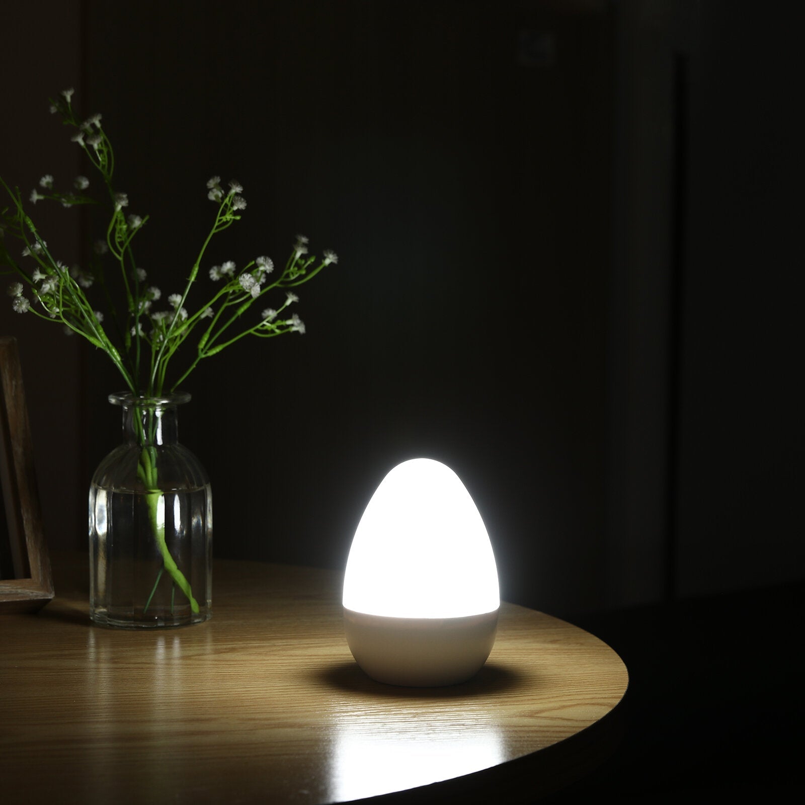 Smart Mini LED Night Light - Voice Control, 360 Degree Angle, 200 Lumen, Eye-Caring, 3 Color Temps, Baby-Friendly