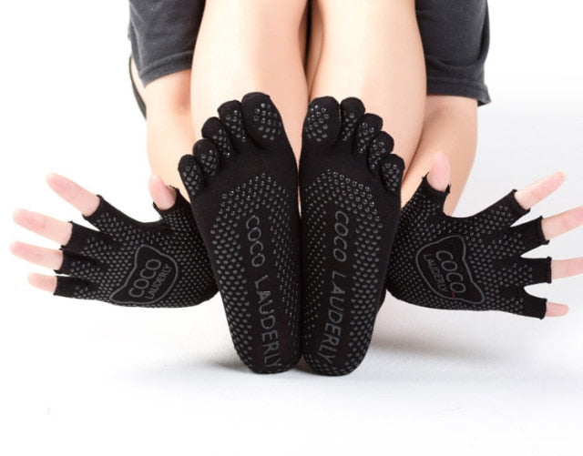 Rutschfeste Yogasocken und Halbfinger-Laufhandschuhe für Damen – 5 Farben, Baumwolle